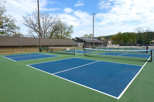 Tennis, Pickleball, Basketball Courts at Pointe Royale Branson